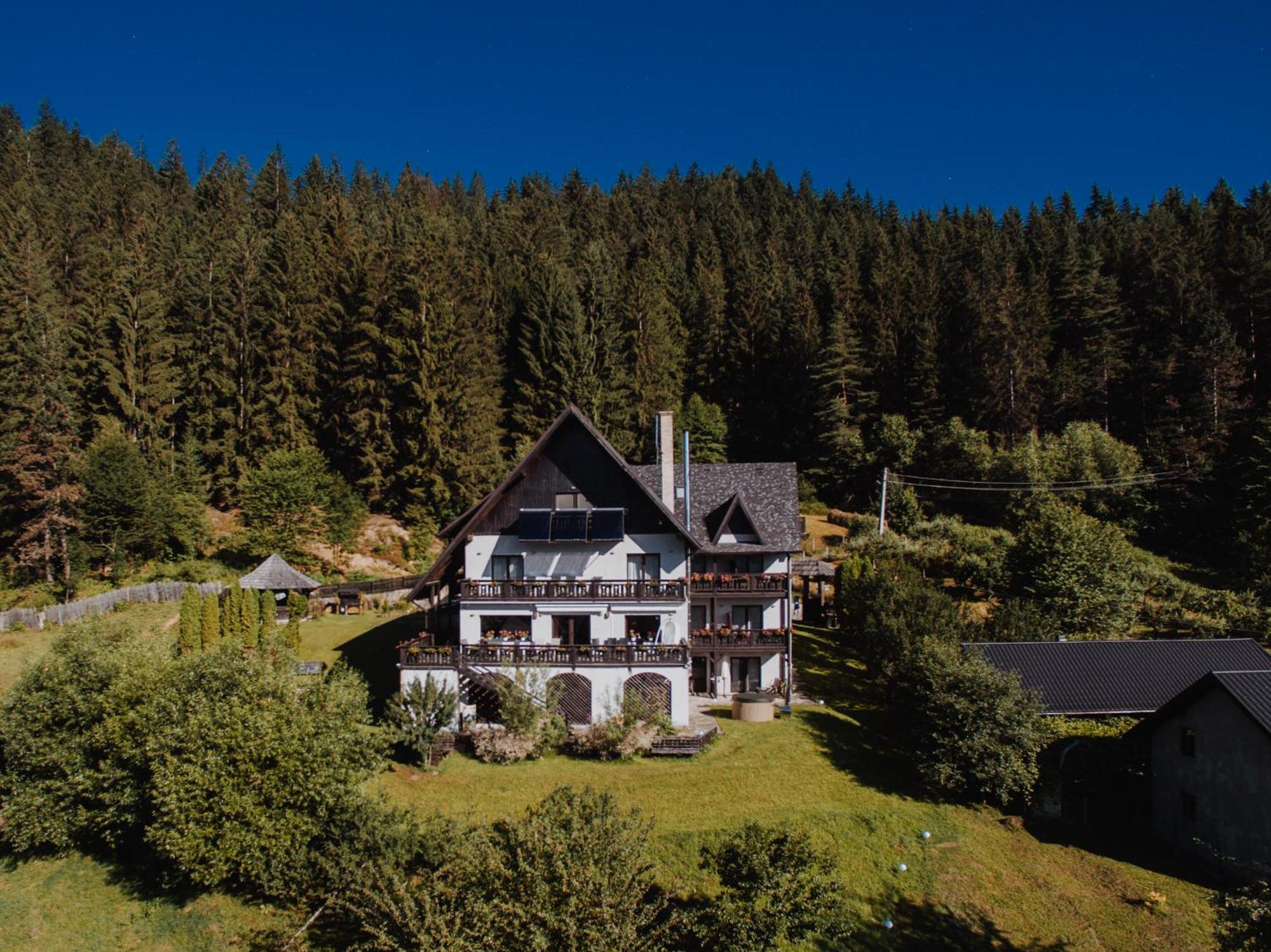 Bucovina Lodge Pension Vama  Exterior photo
